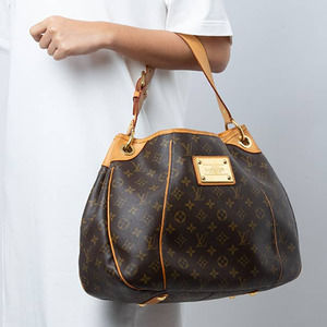 💎✨Authentic✨💎 Authentic Louis Vuitton Monogram Galliera PM Shoulder Bag